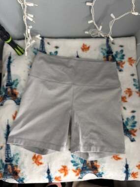Yogalicious Lux Everyday Yoga Biker Shorts in Gray
